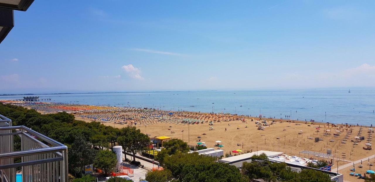 International Villa Lignano Sabbiadoro Exterior foto